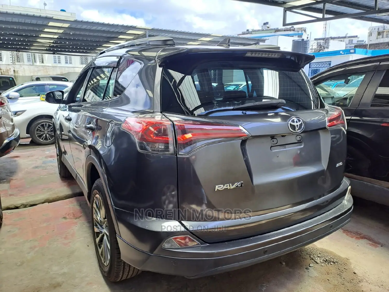 Toyota RAV4 2016 Gray