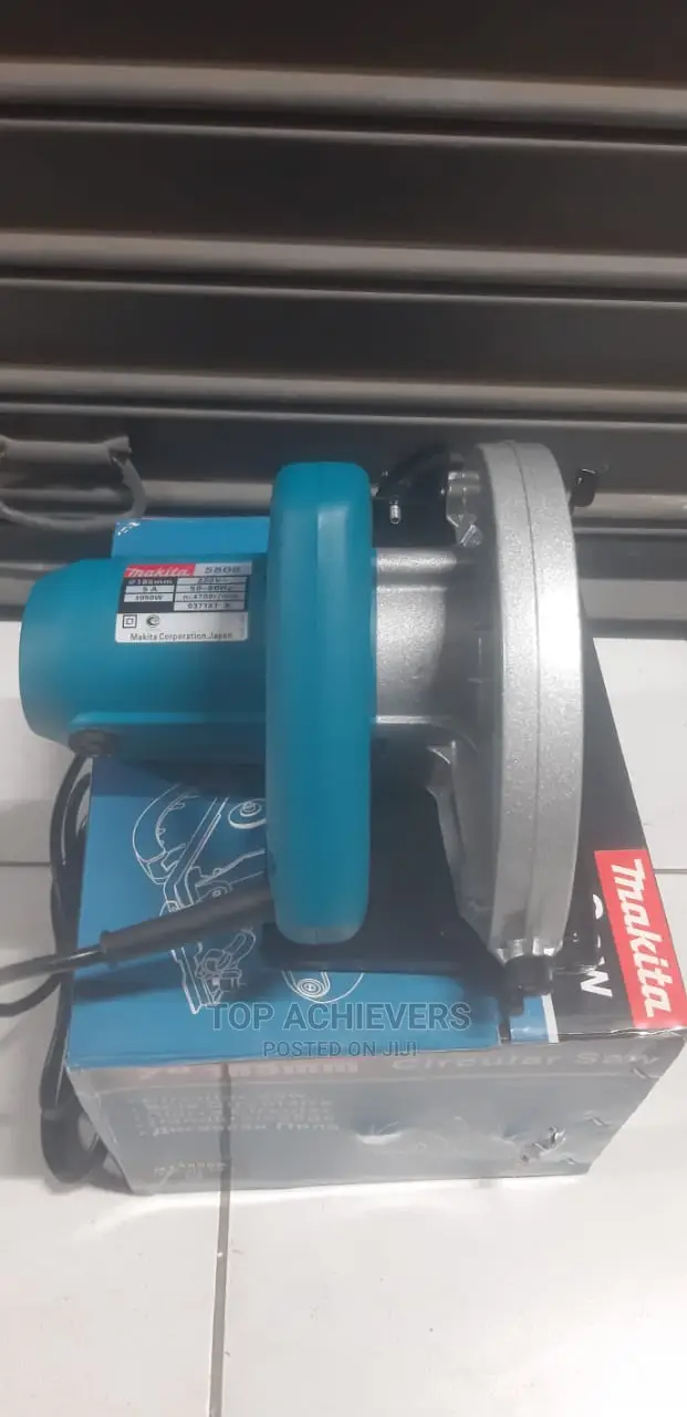 7' Inch Makita Circular Saw
