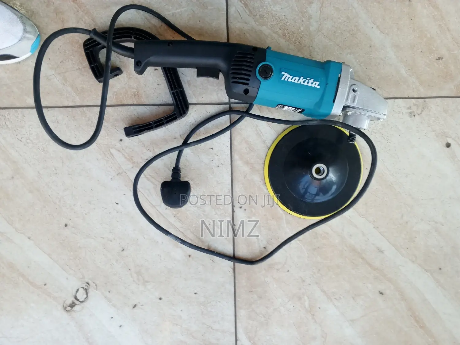 Makita Buffing Machine