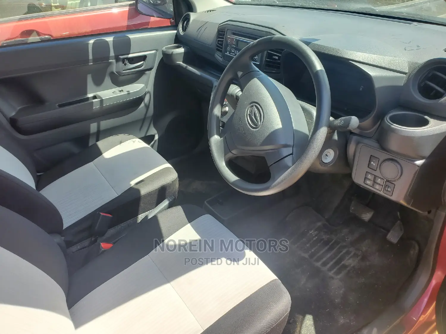 Daihatsu Mira 2017 Red