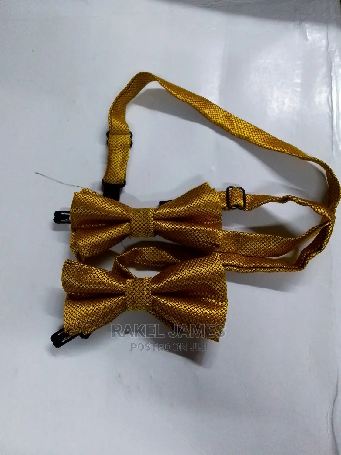 Kids Mastered Gold Bowtie