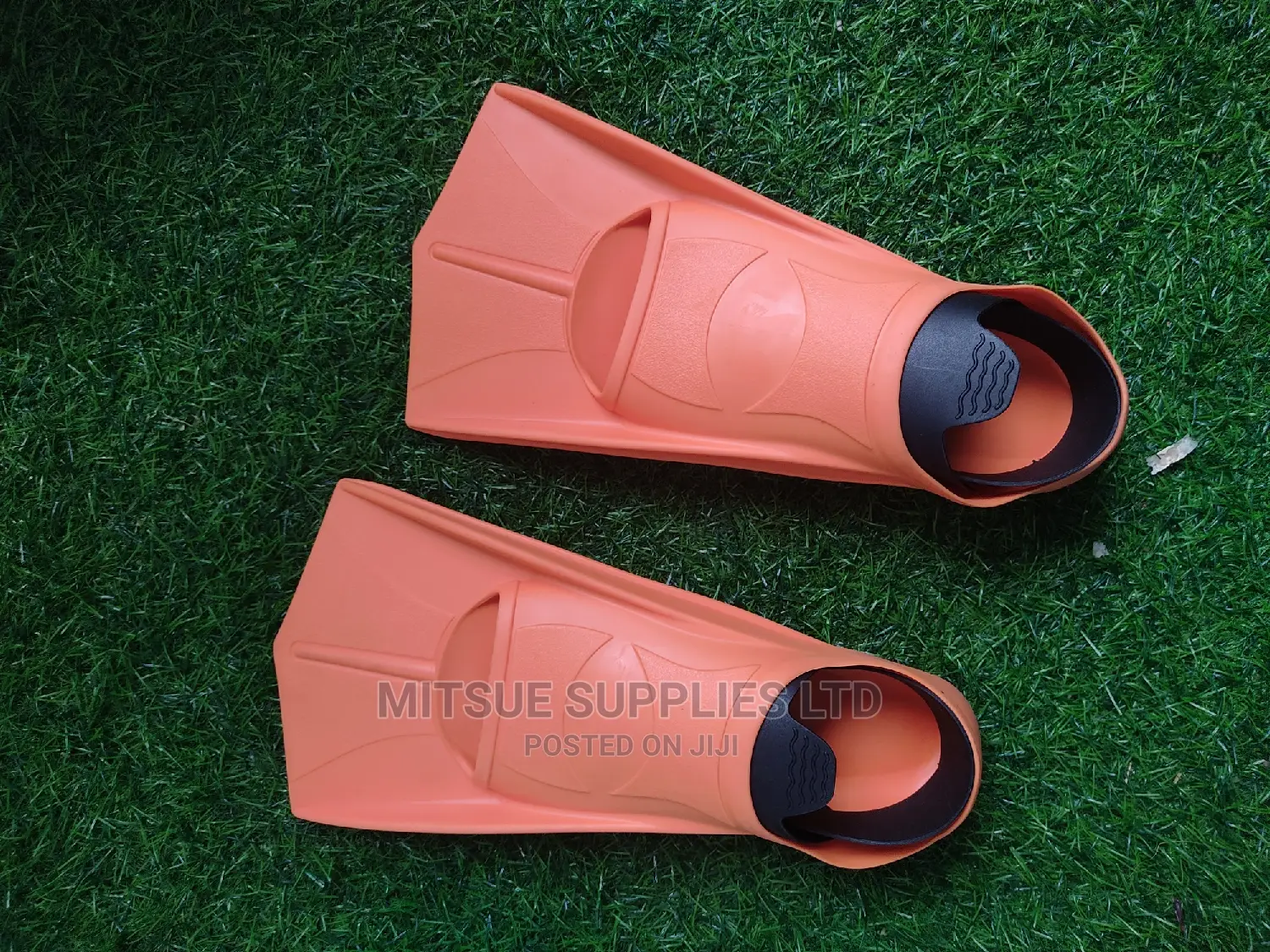 Pair of Recreational Swimming Flippers Medium Size