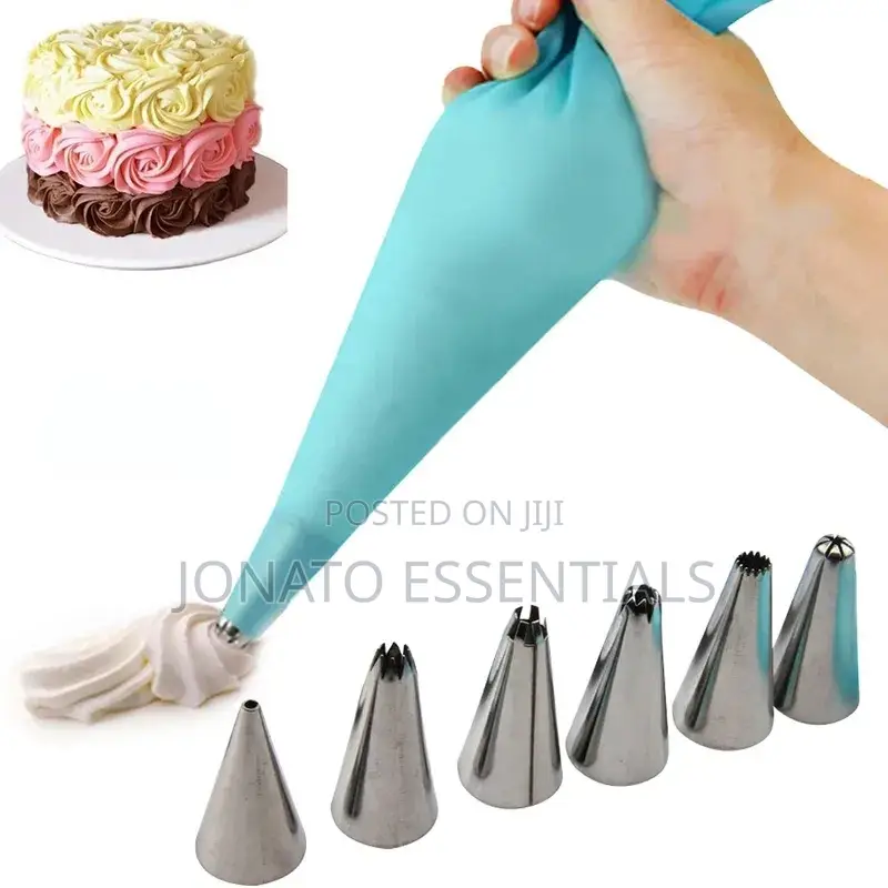 Icing Piping Bag With Metalic Nozzles