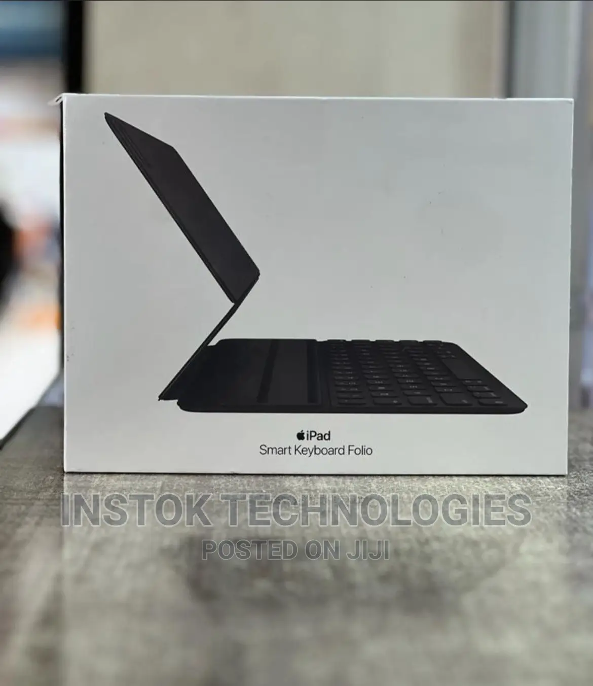 Apple Smart Keyboard Folio for iPad Pro 11" 4th Gen and iPad