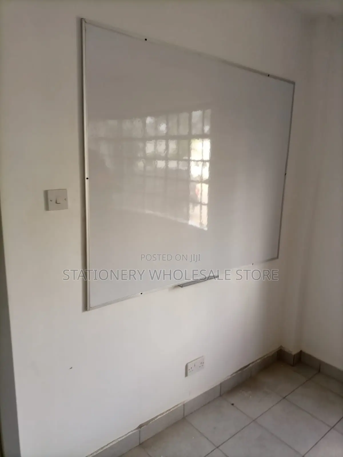Board – White Board for Public Schools 6ft X 4ft