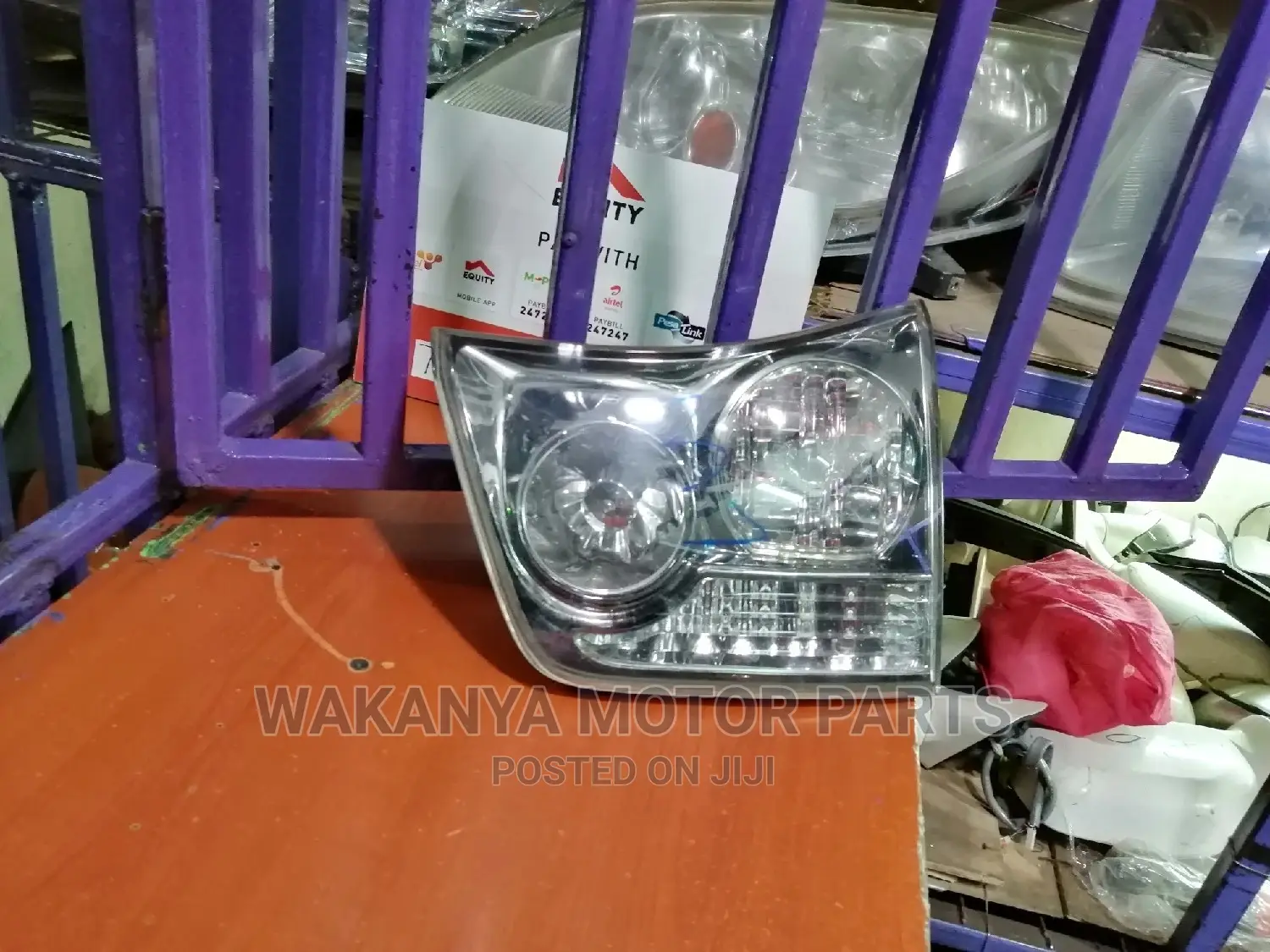 Toyota Harrier 240 Rear Boot Lamp Bulb Type, Ex Japan Parts