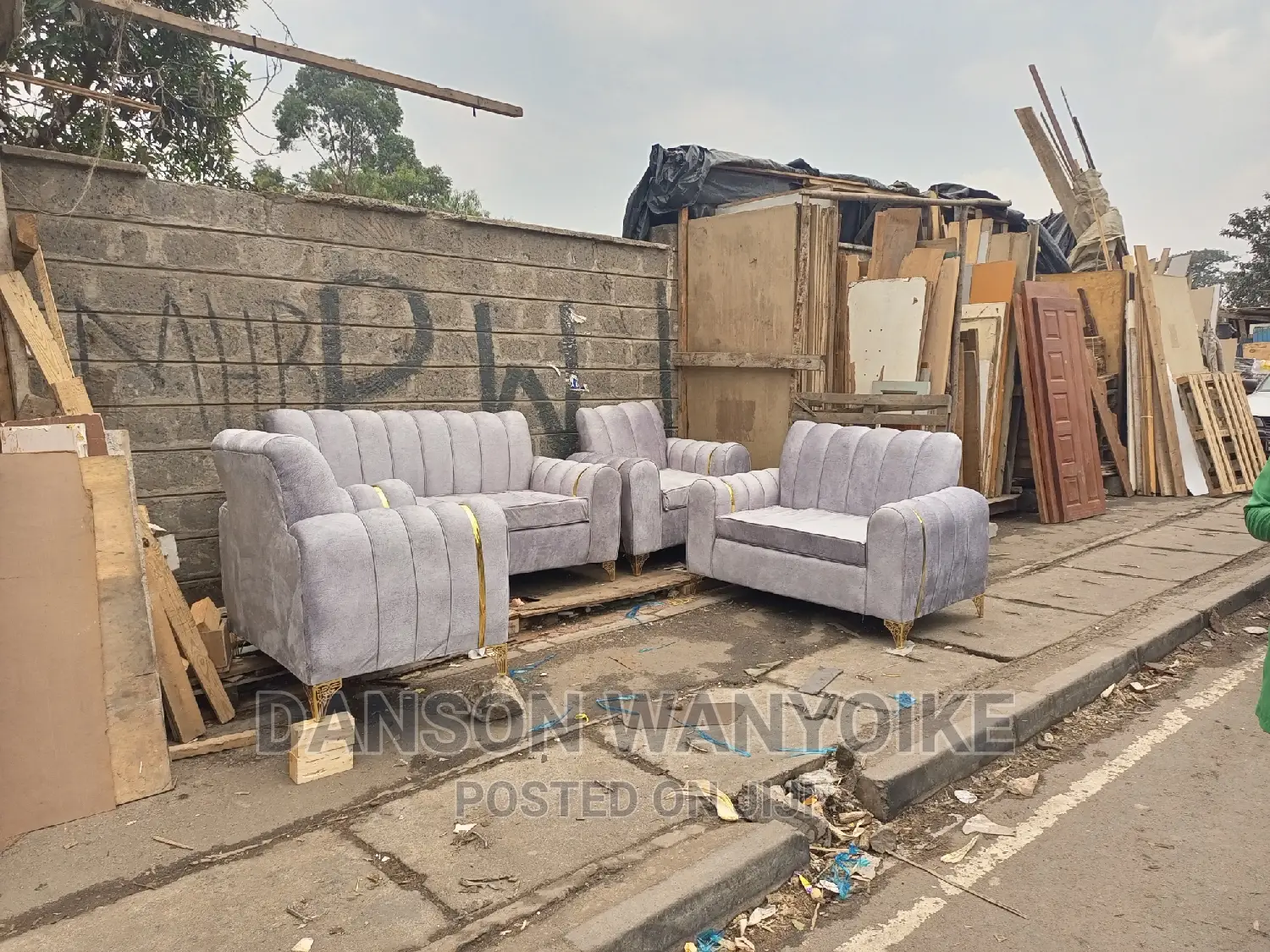 Seven Seater Morden Sofa on Sale