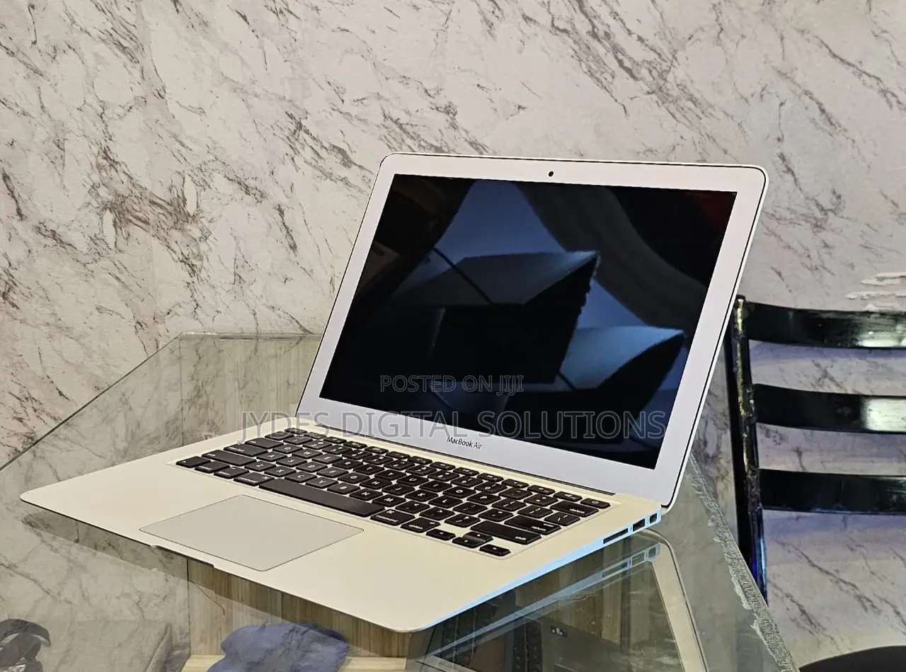 Laptop Apple MacBook Air 4GB Intel Core I5 SSD 256GB