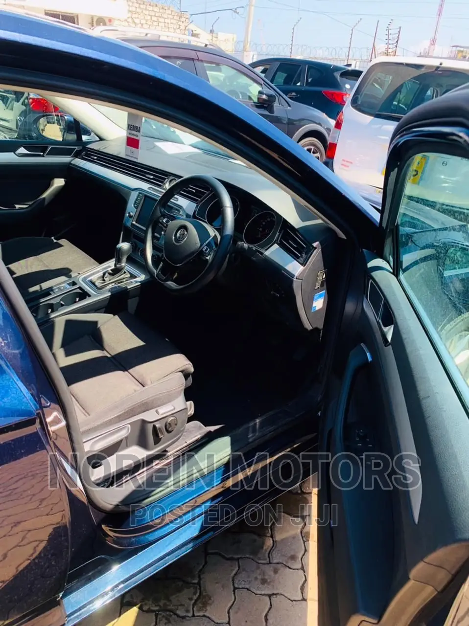Volkswagen Passat 2016 Blue