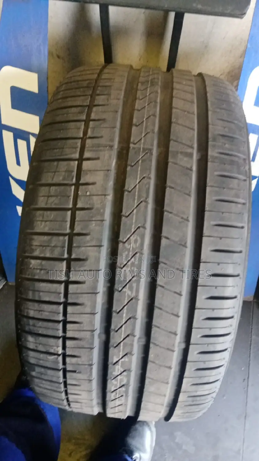 275/40zr19 Falken