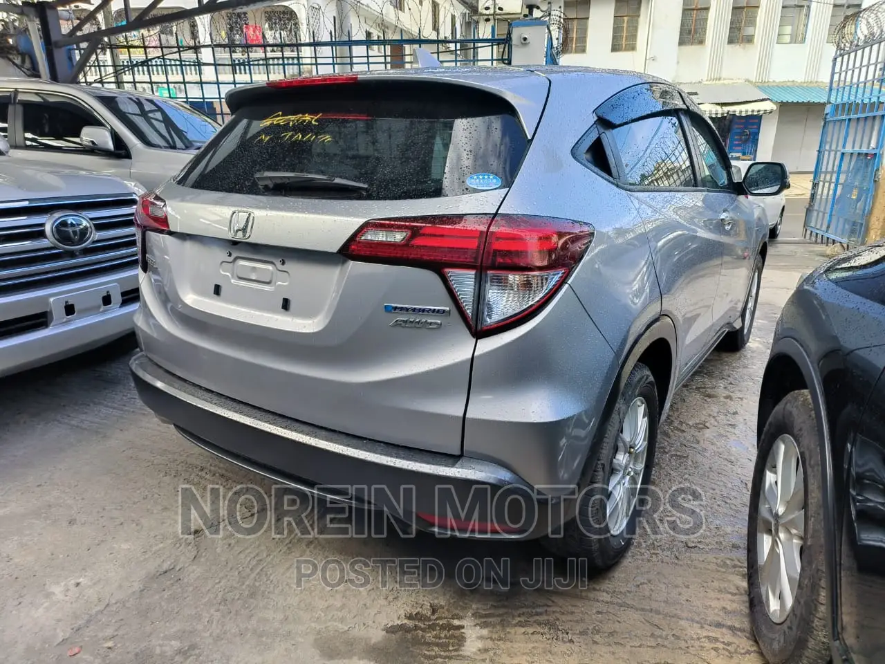 Honda Vezel 2016 Silver