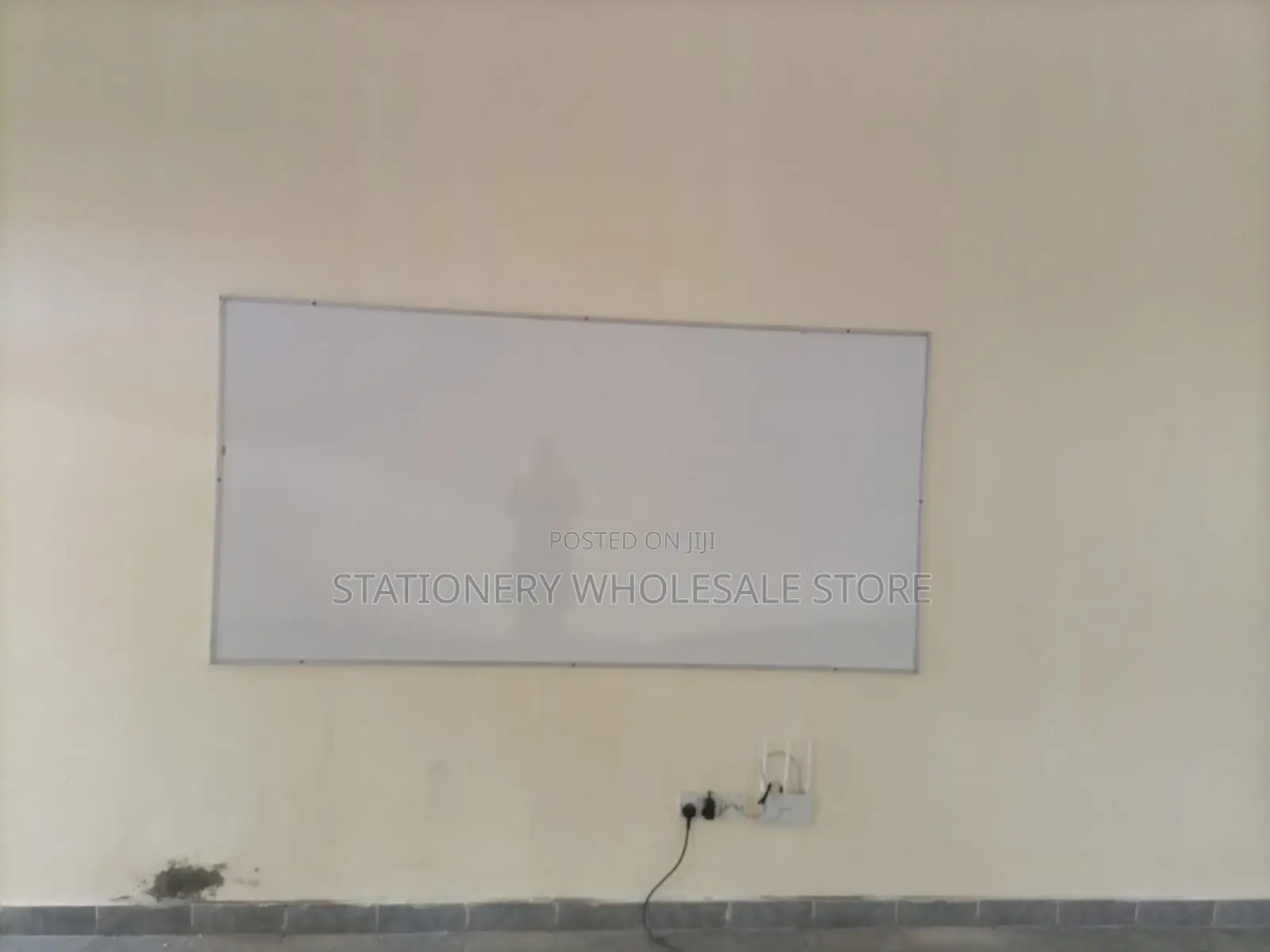 White Board Whiteboard for Office 8ft X 4ft Imported