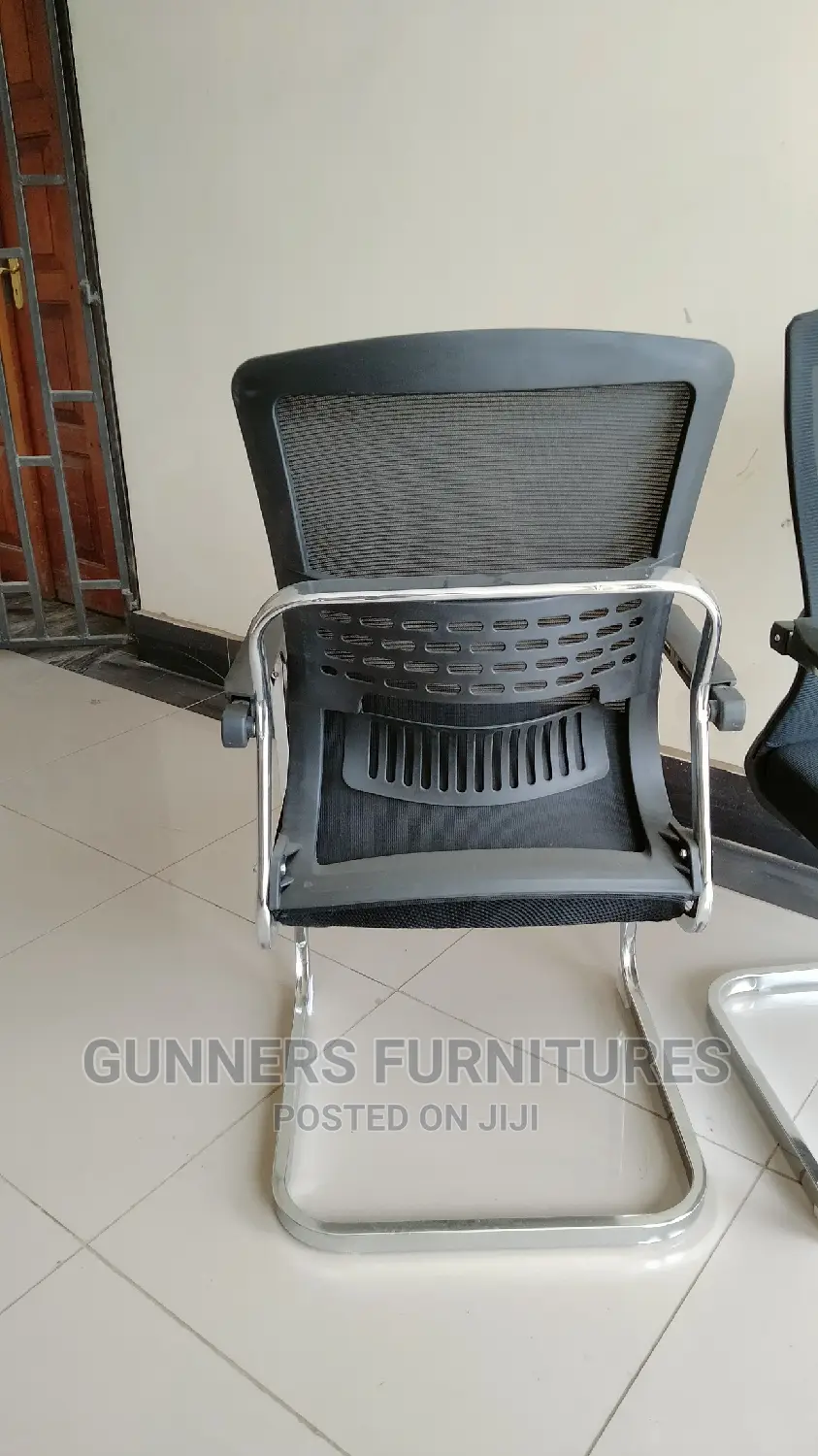 Visitors Chairs Visitors