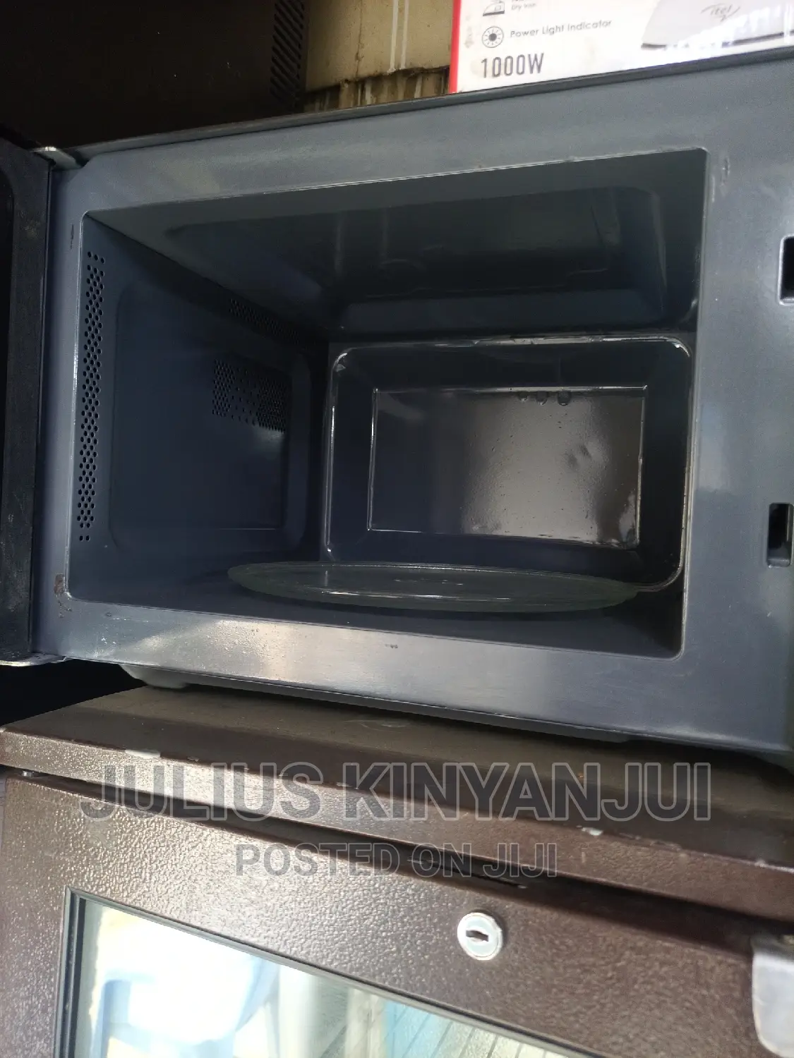 Microwave Oven