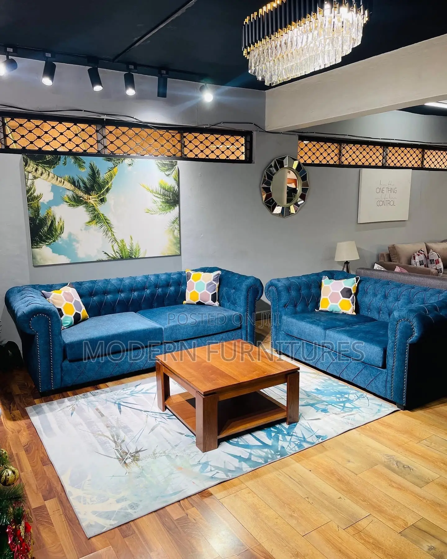 Modern 5 Seater Chesterfield Sofa