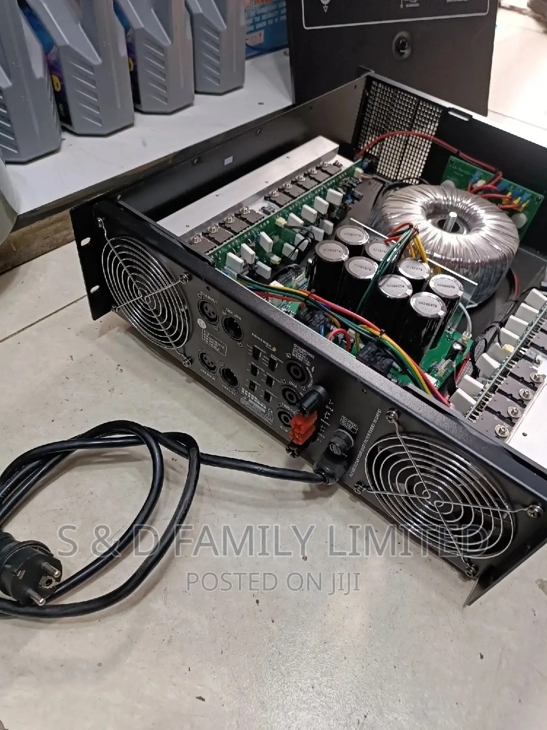 Crest Audio CA9 Amplifier