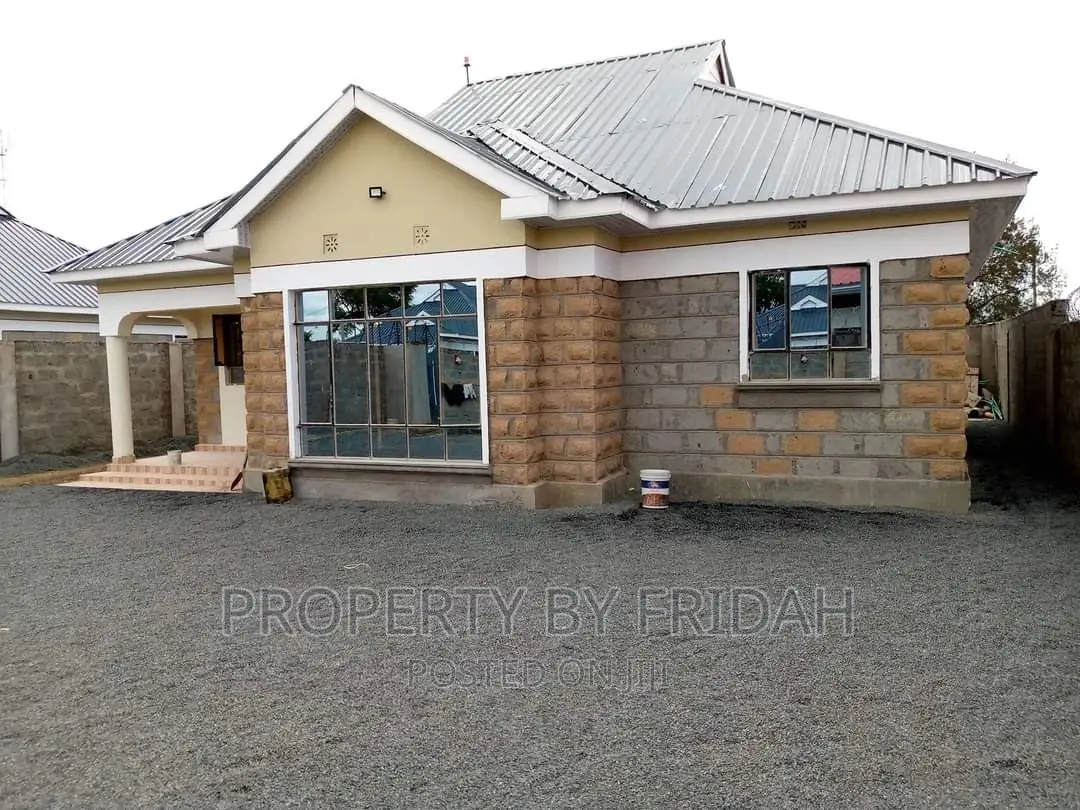 3bdrm Bungalow in Kitengela for sale
