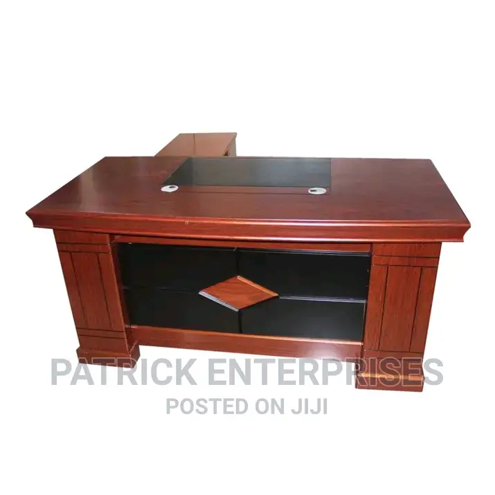 Executive Imported Office Desk 1.6 MTRS