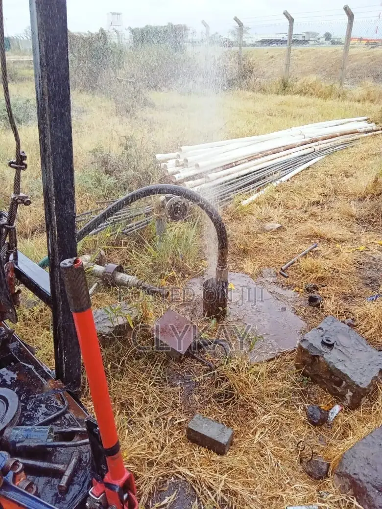 Submersible Pump Installation, Borehole Lifting and Lowering