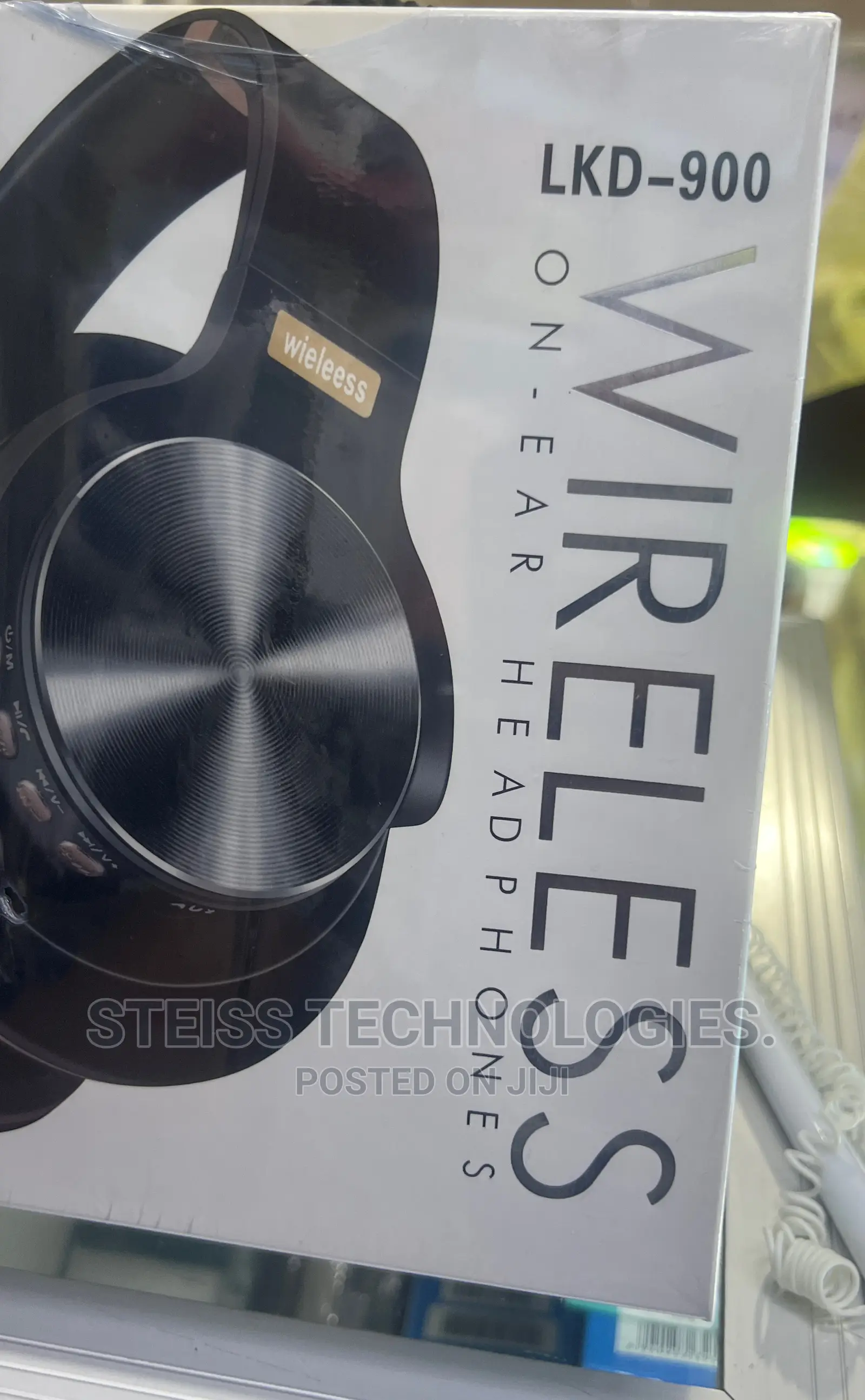 Sony LKD-900 Wireless Headphones.