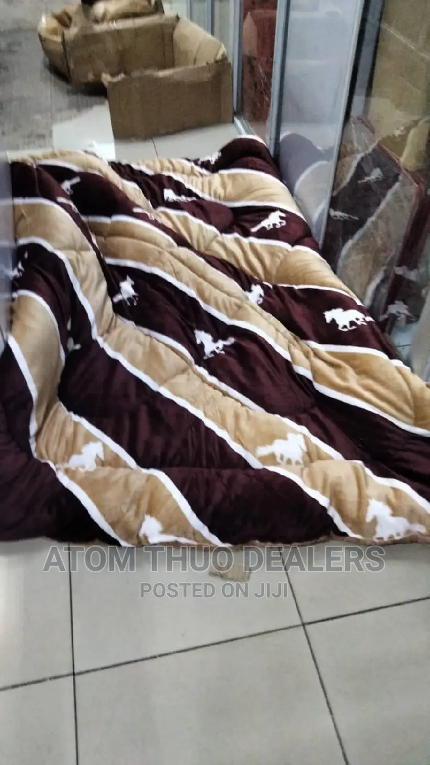Single Woolen Duvet All Colours Available