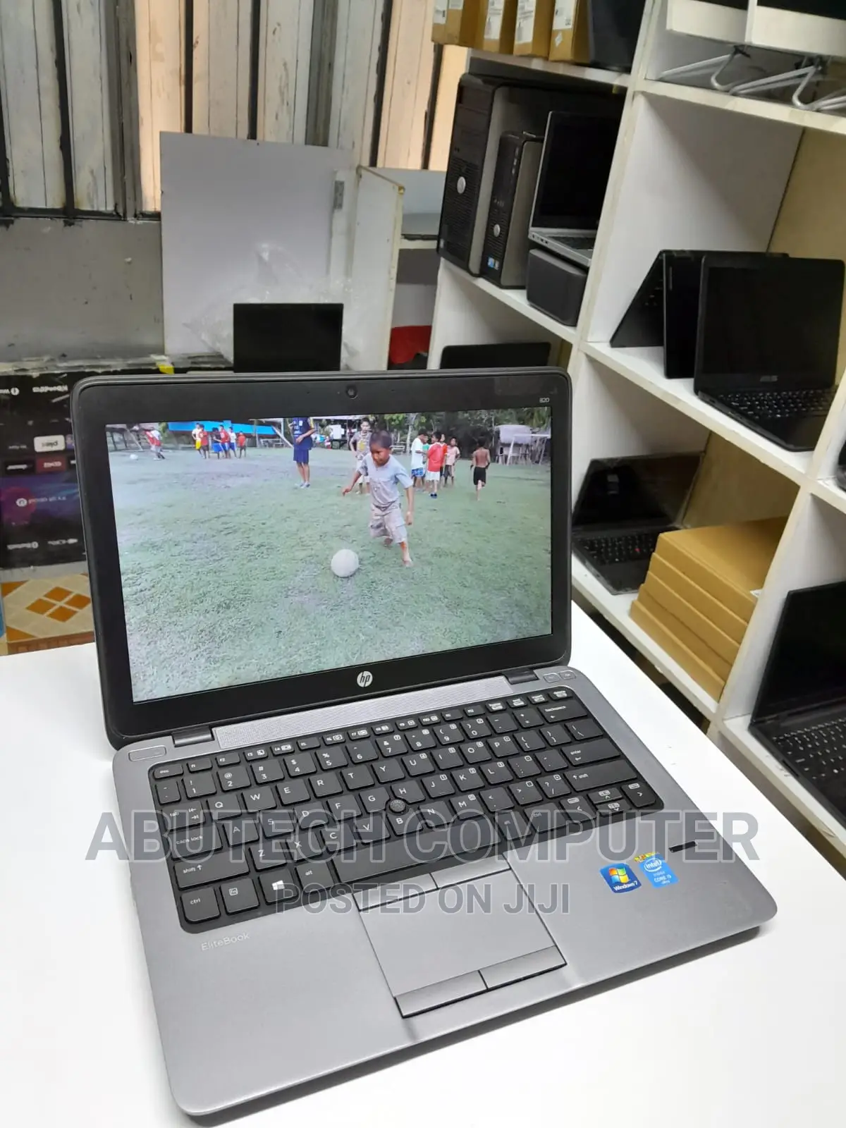 Laptop HP EliteBook 820 G1 8GB Intel Core I5 SSD 256GB