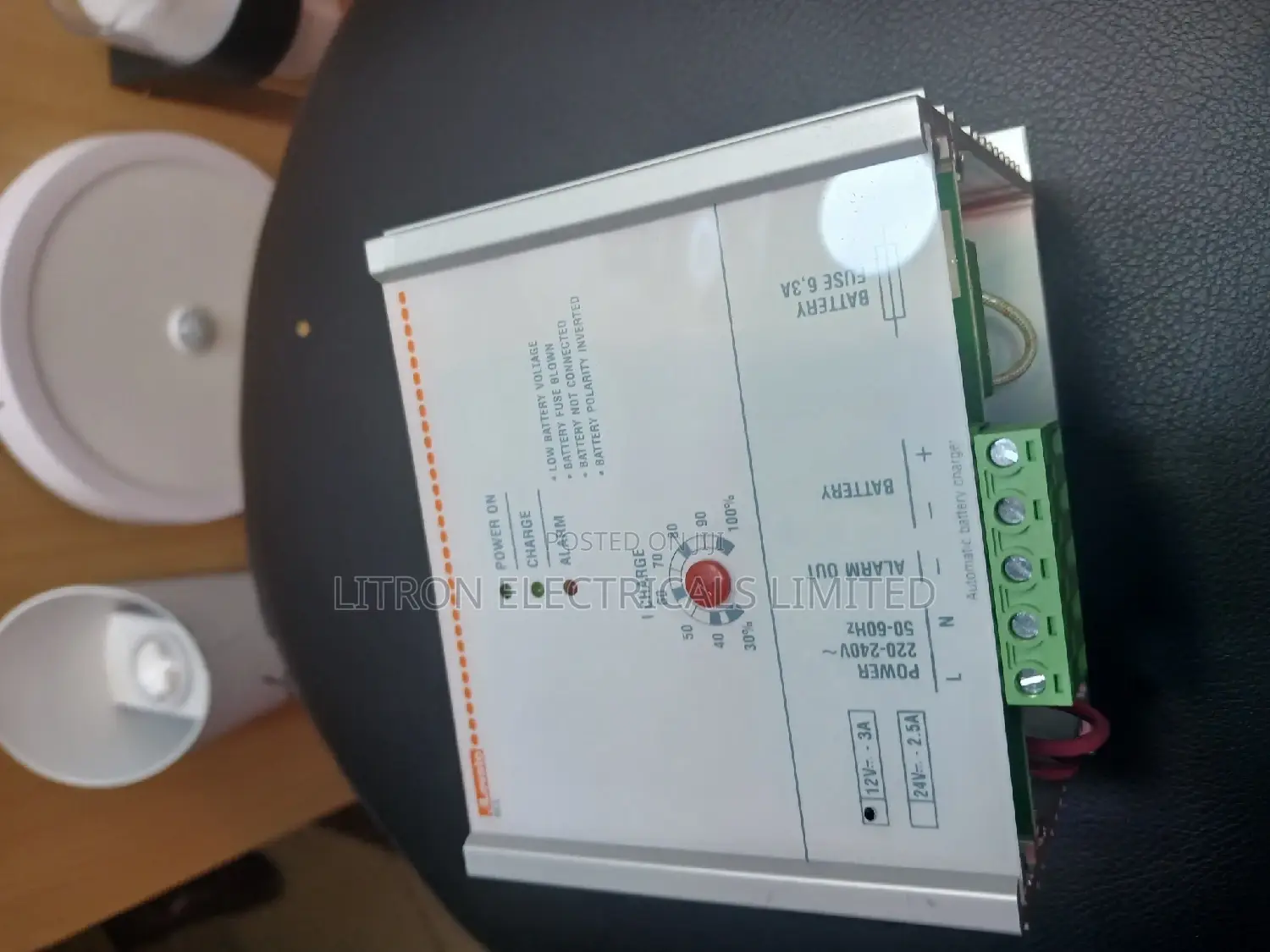Battery Charger/Trickle Charger