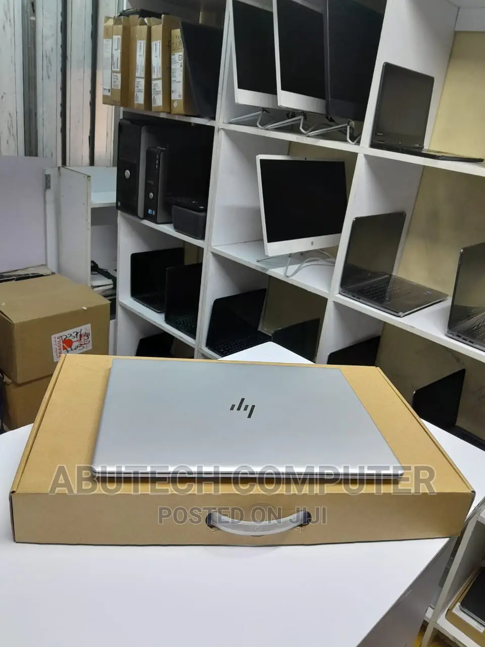 New Laptop HP EliteBook 840 G5 8GB Intel Core I5 SSD 256GB