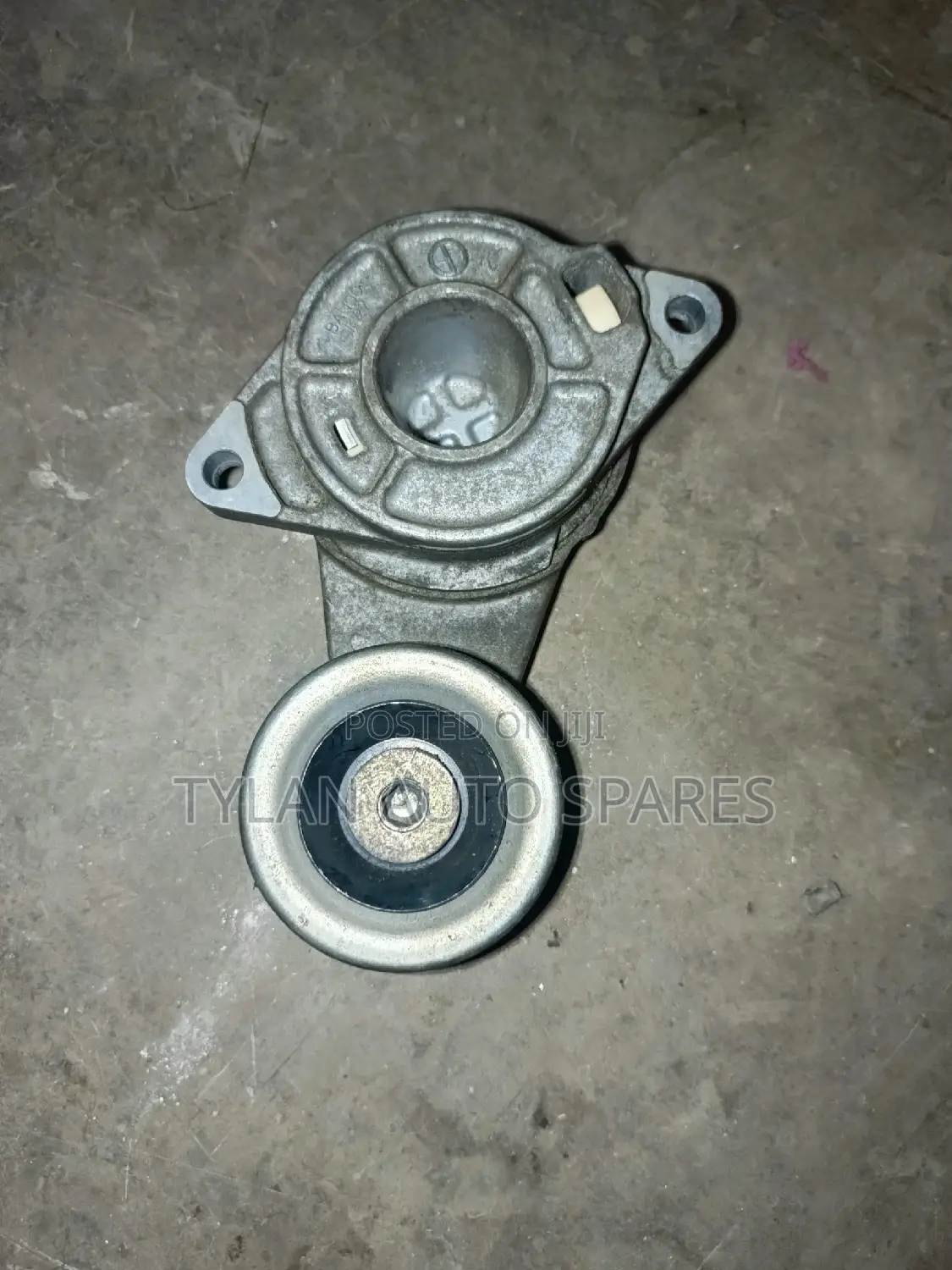 Tensioner L13A Honda Fit