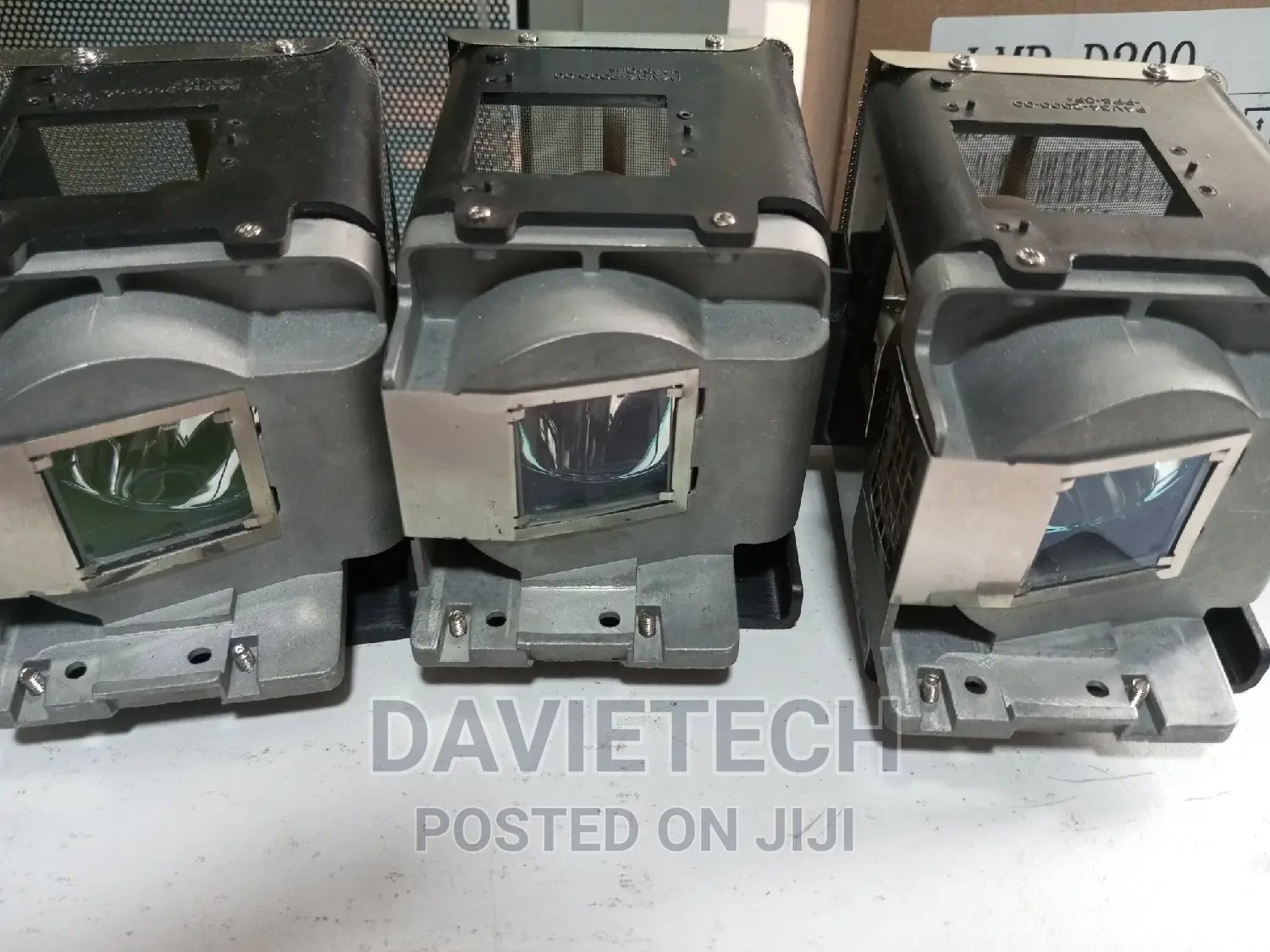 SONY Projector Replacement Lamps
