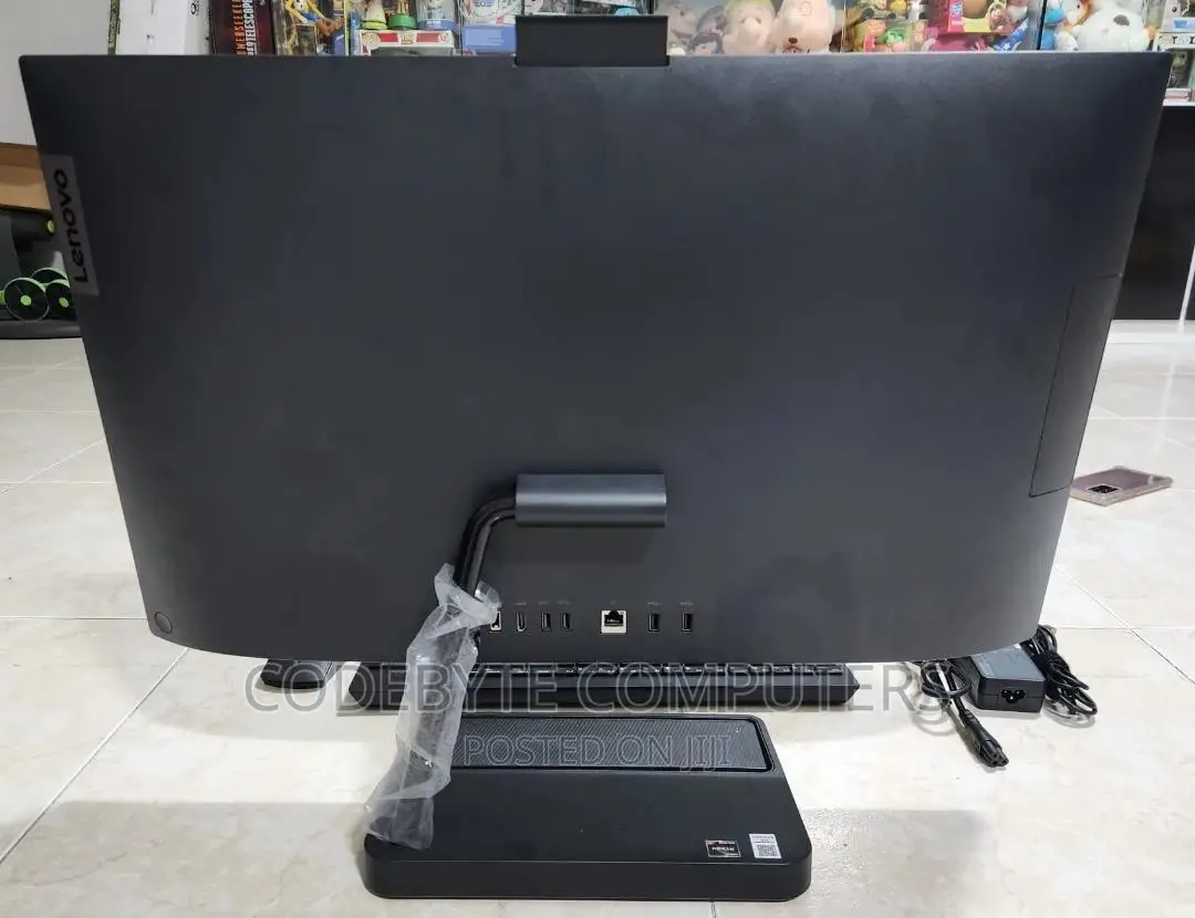 New Lenovo ideacentre AIO 330 8GB Intel Core i7 SSD 512GB