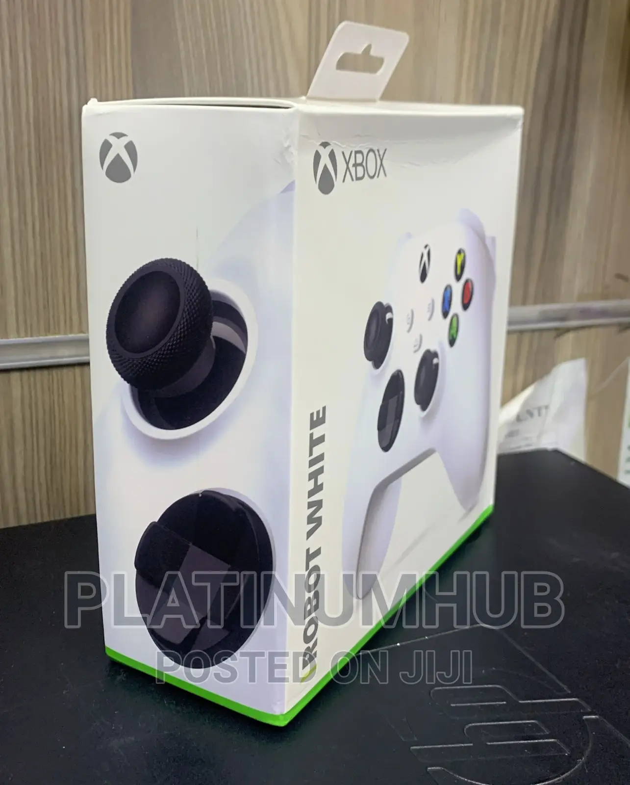 Xbox Robot White Pad