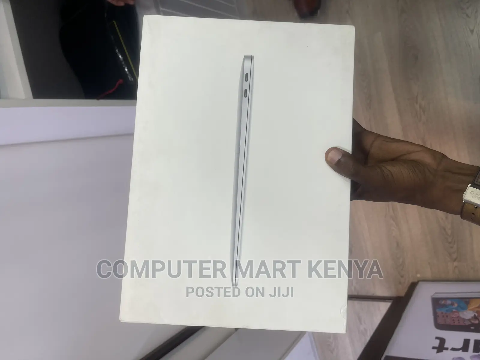 New Laptop Apple MacBook Air 8GB Apple M2 SSD 256GB
