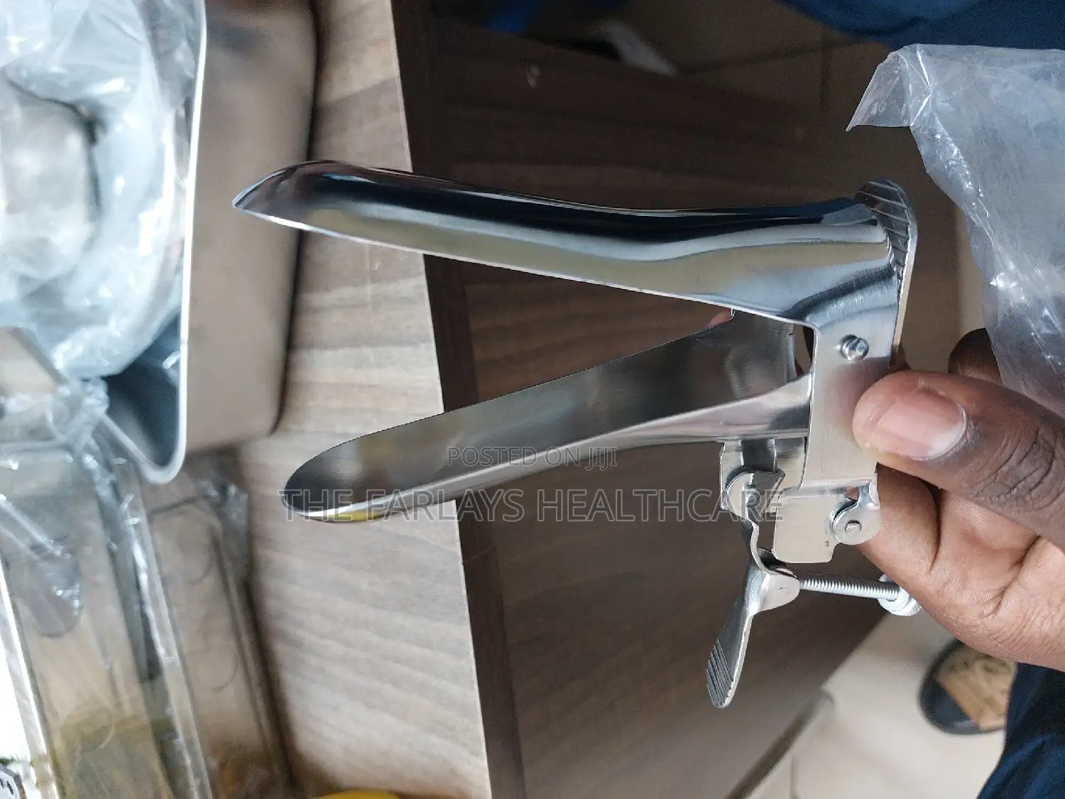 Cusco Speculum.