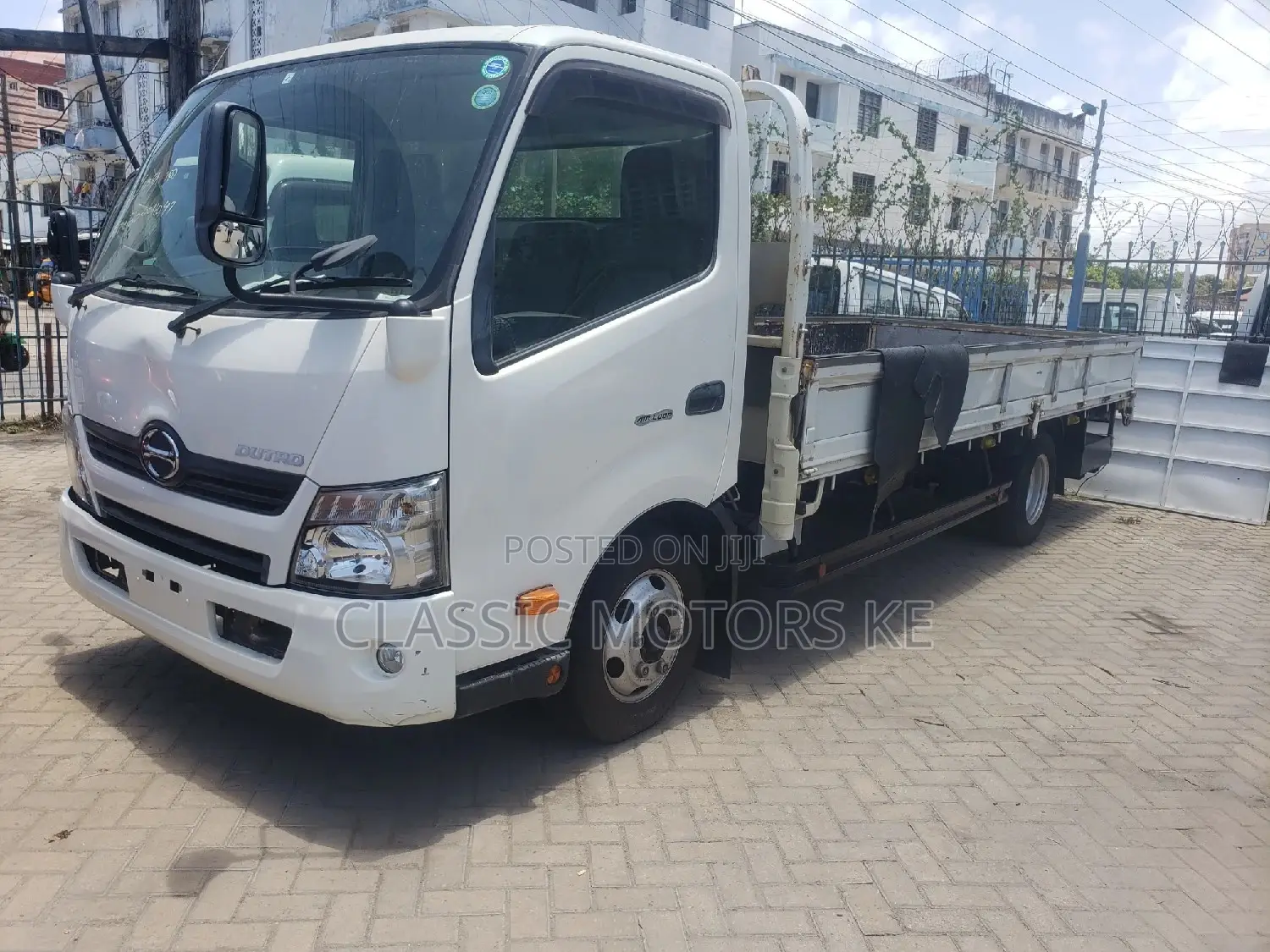 Toyota Dyna, 4 Ton, Long Chassis, 4000cc, Manual DIESEL