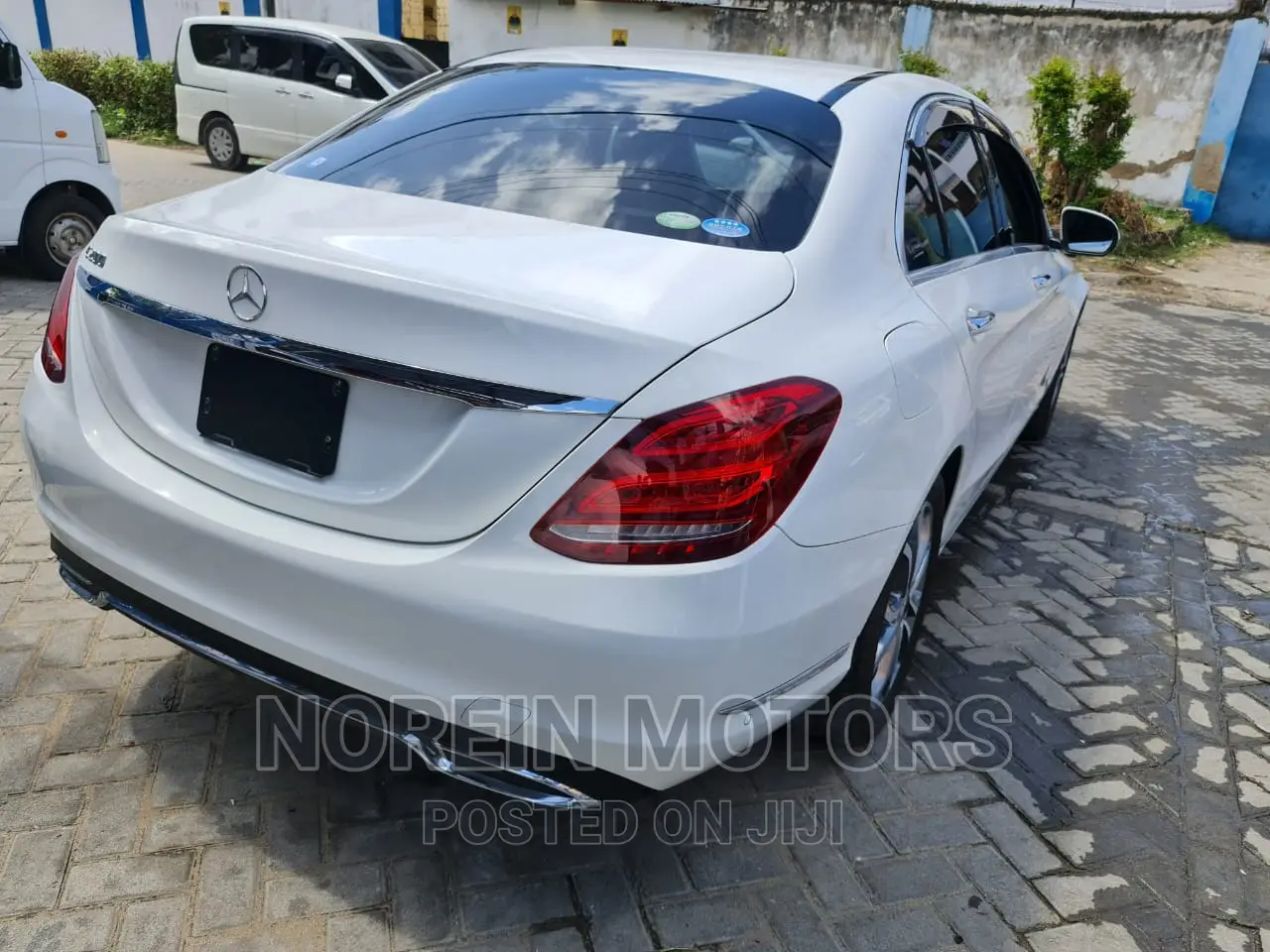 Mercedes-Benz C200 2016 White
