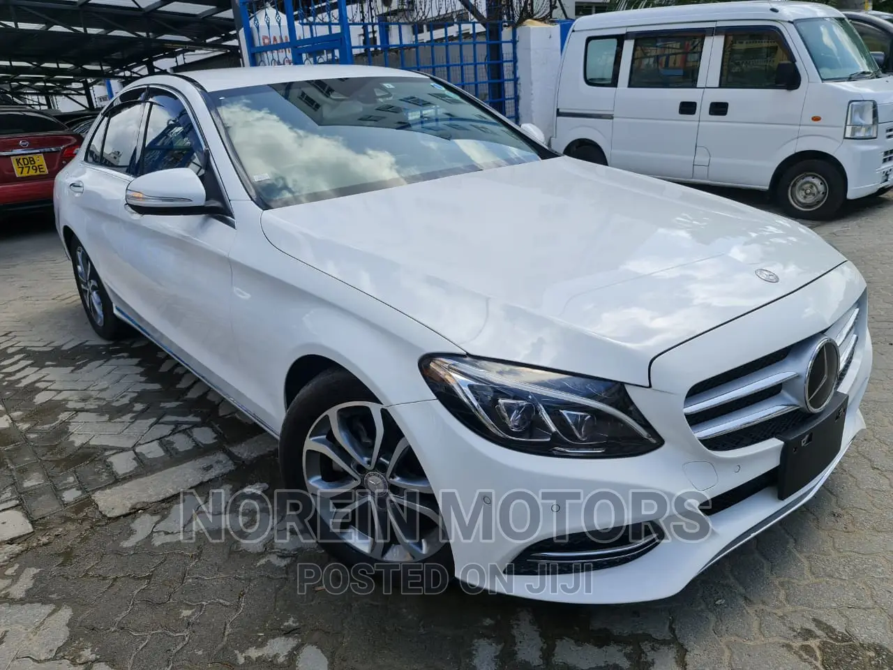 Mercedes-Benz C200 2016 White