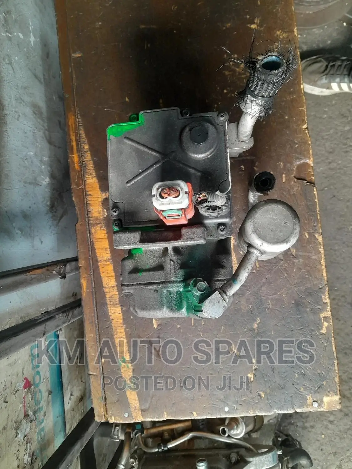 Toyota Lexus Hyrbid AC Compressor.