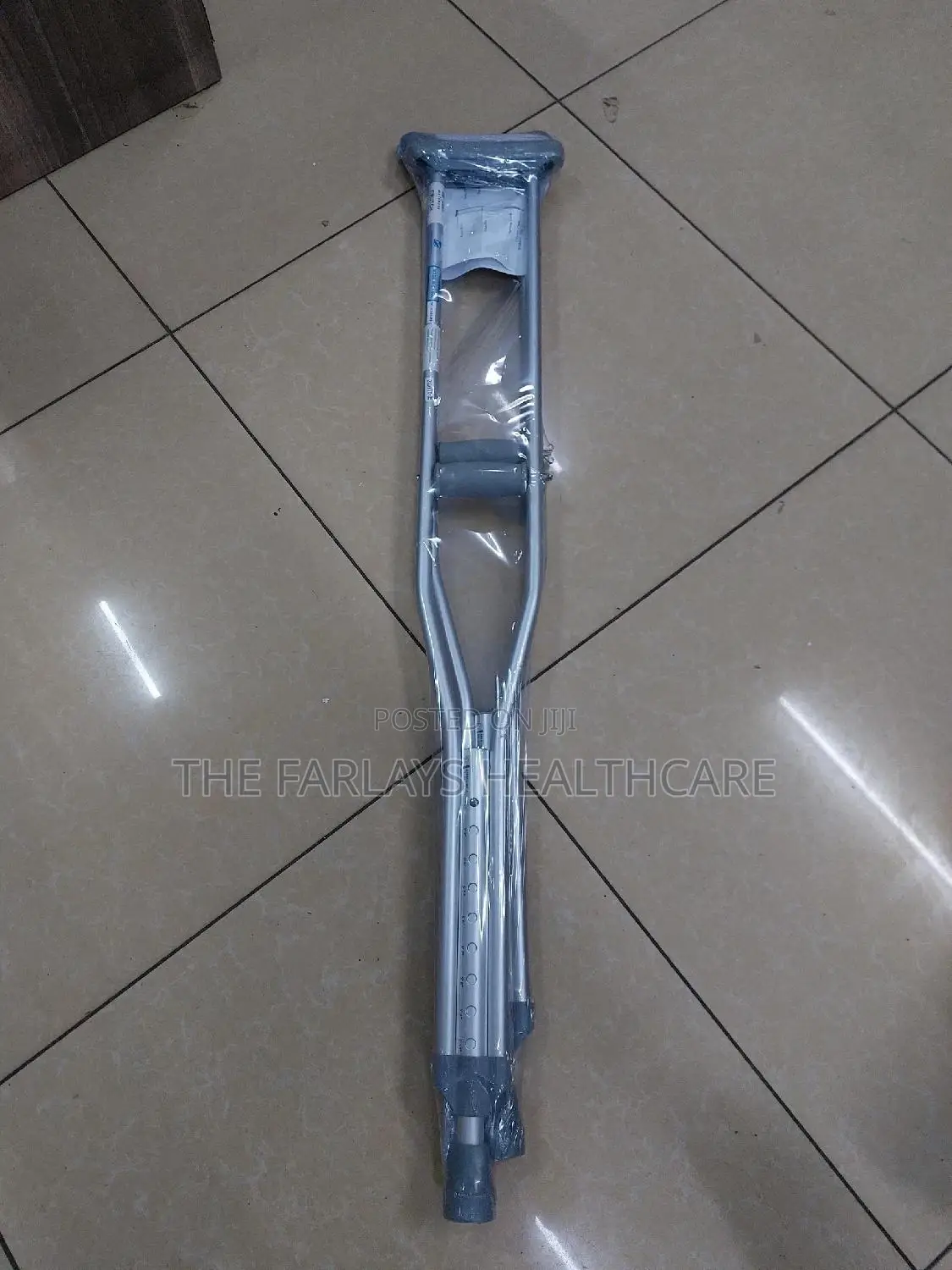 Under Arm Crutches / Auxilliary Crutches