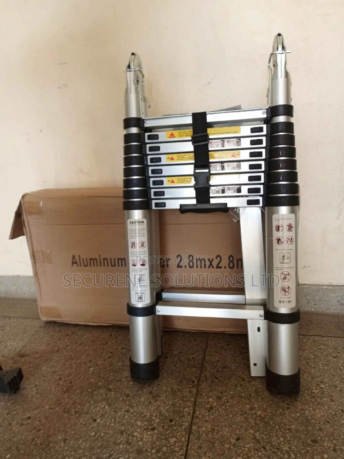 5.6m (2.8m+2.8m) Double-sided Telescopic Aluminium Ladder