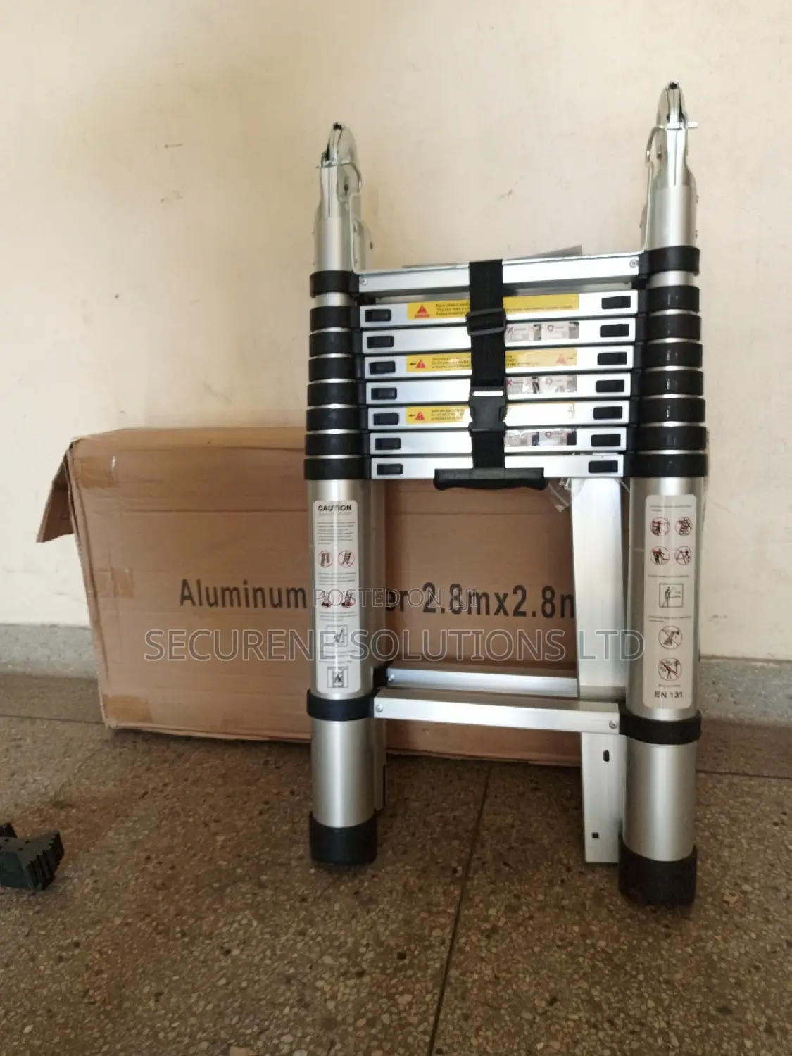 5.6m (2.8m+2.8m) Double-sided Telescopic Aluminium Ladder