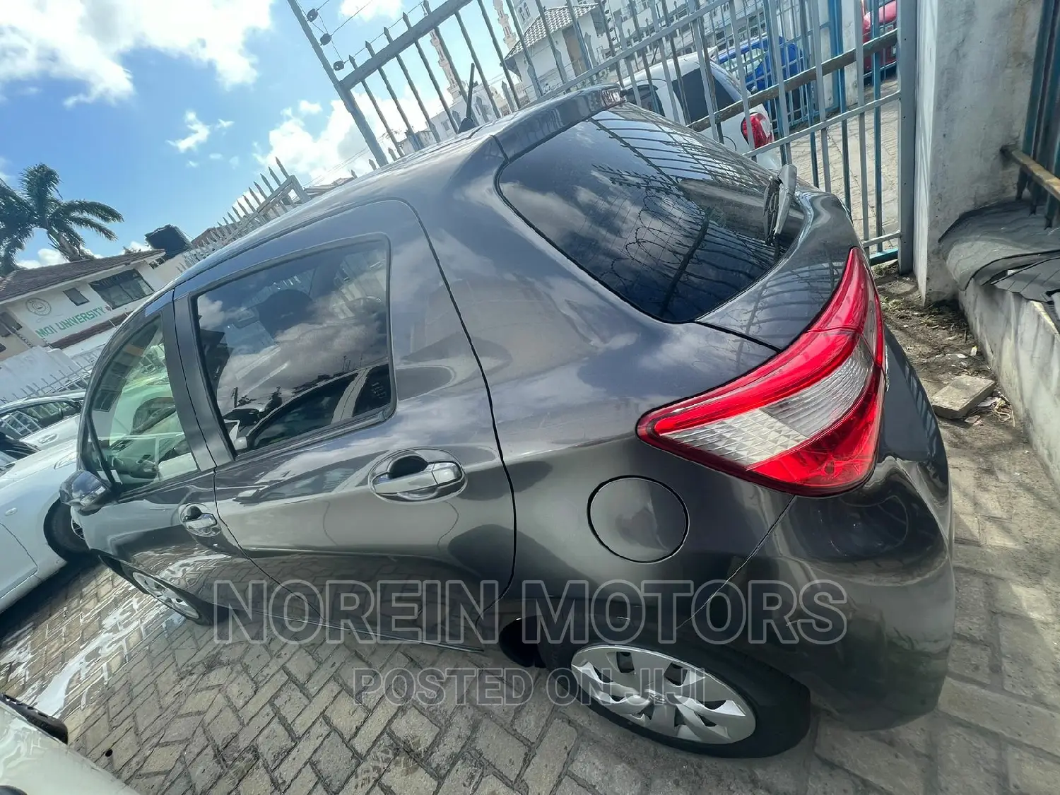 Toyota Vitz 2017 Gray