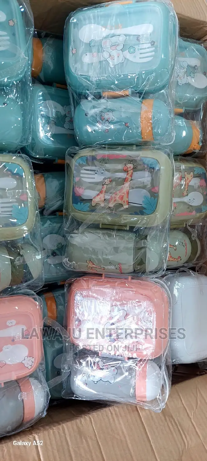 2pc Lunch Box Set With a Partitioned Compartments