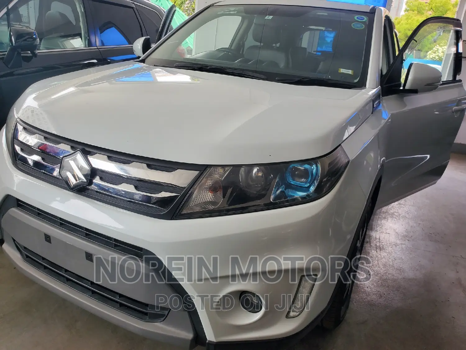 Suzuki Escudo 2016 Off white
