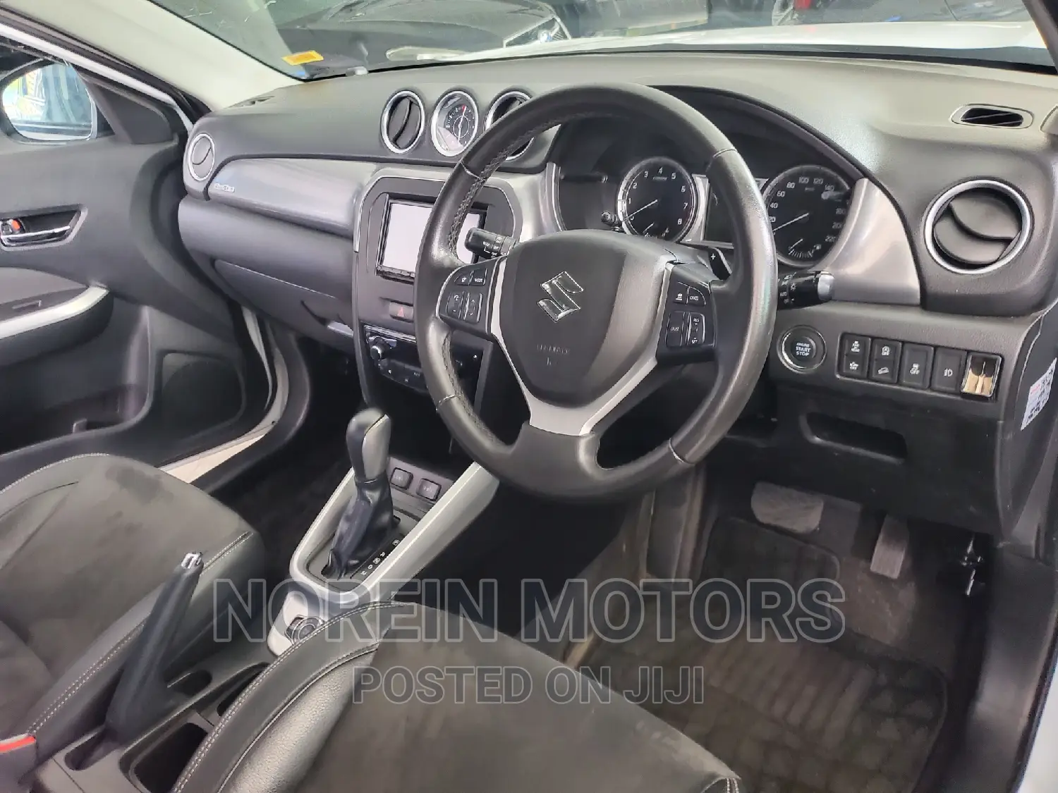 Suzuki Escudo 2016 Off white
