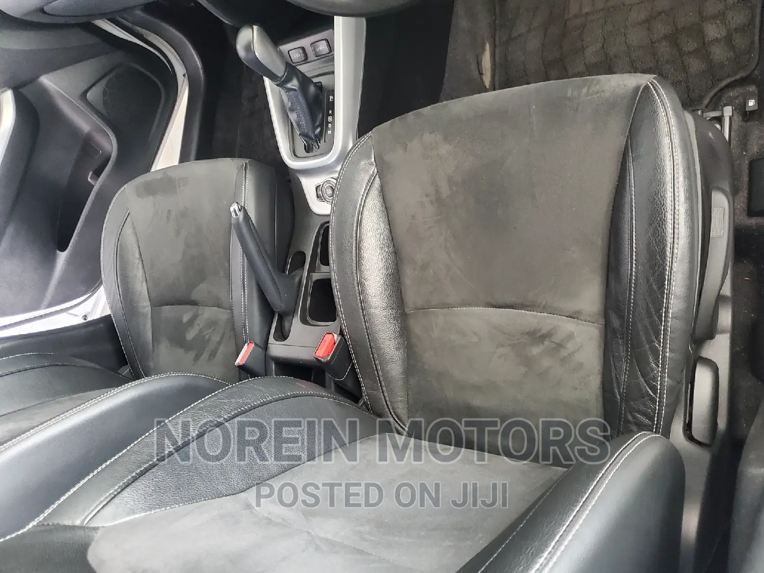 Suzuki Escudo 2016 Off white