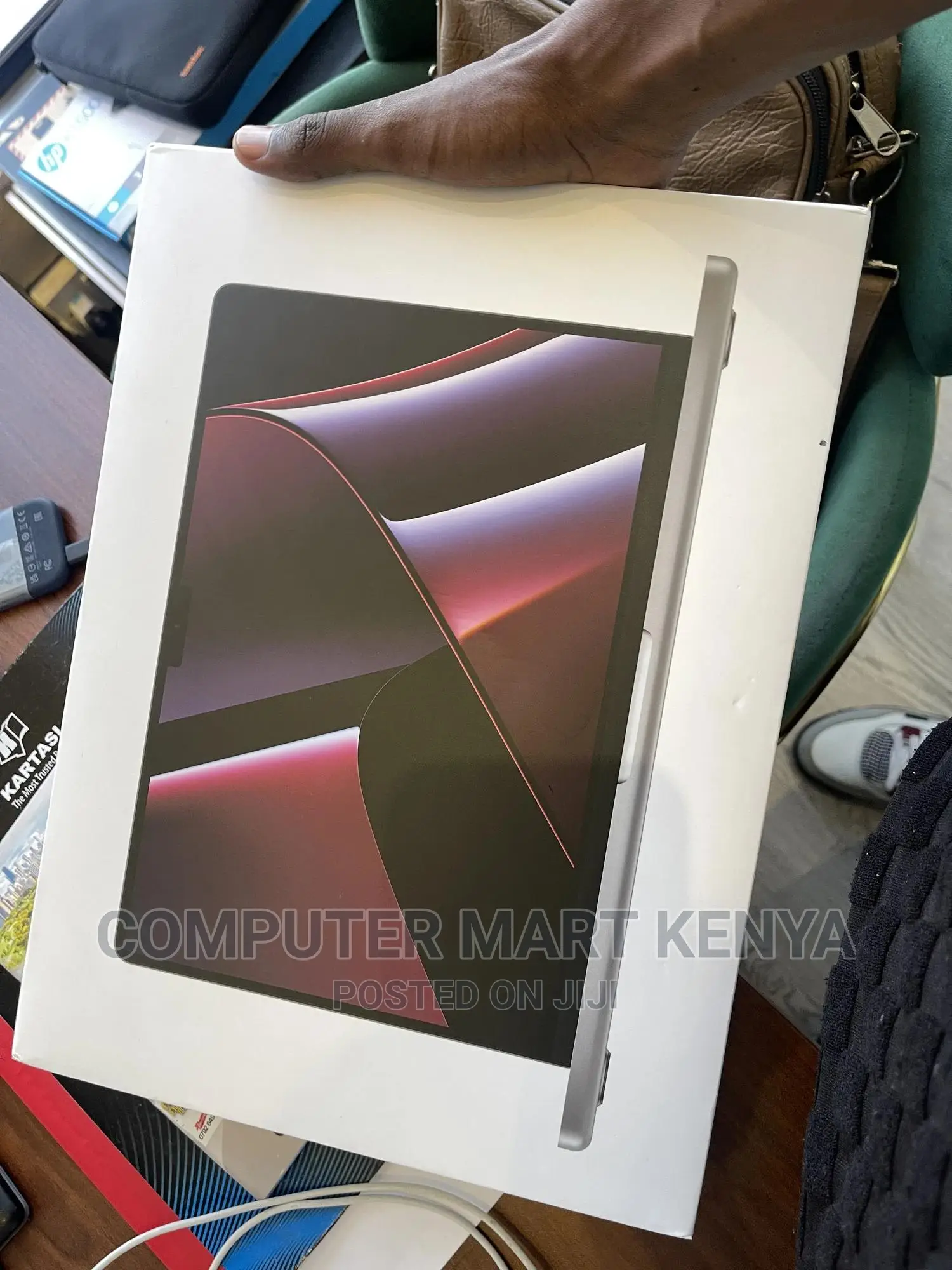 New Apple MacBook Pro 2023 M2 16-Inch 32GB Apple M2 Ultra SSD 1T