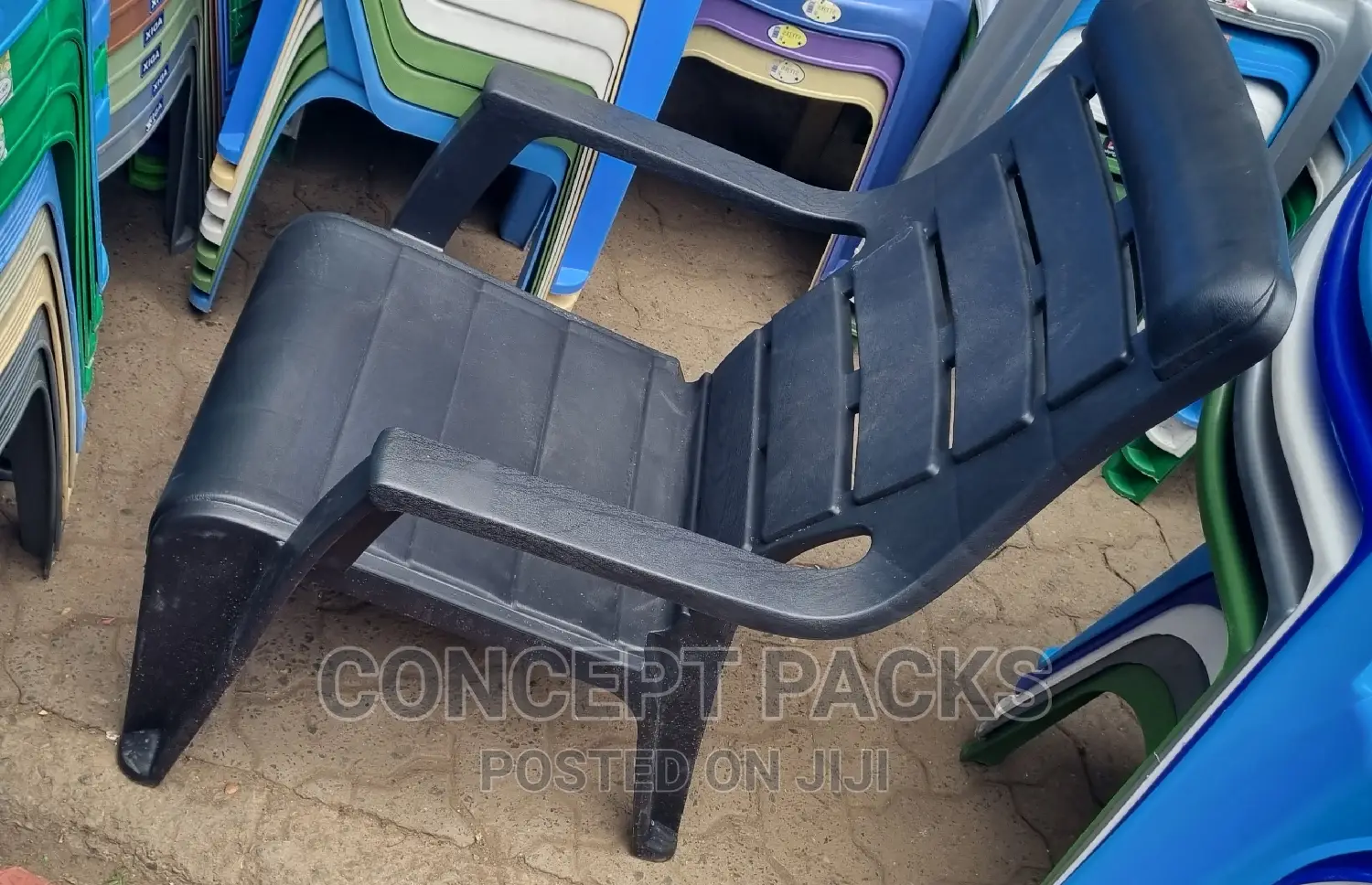 Styleseat Premium Plastic Chair