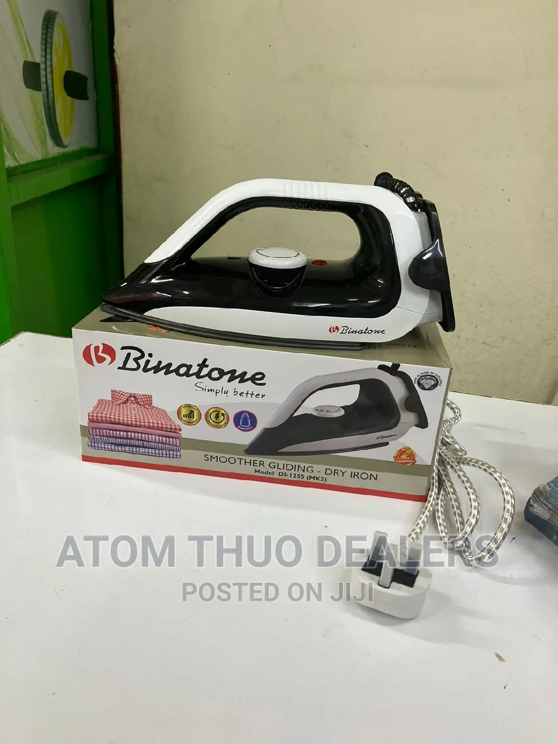 Binatone Dry Iron Box
Nonestick Sole Plate
1300 Watts