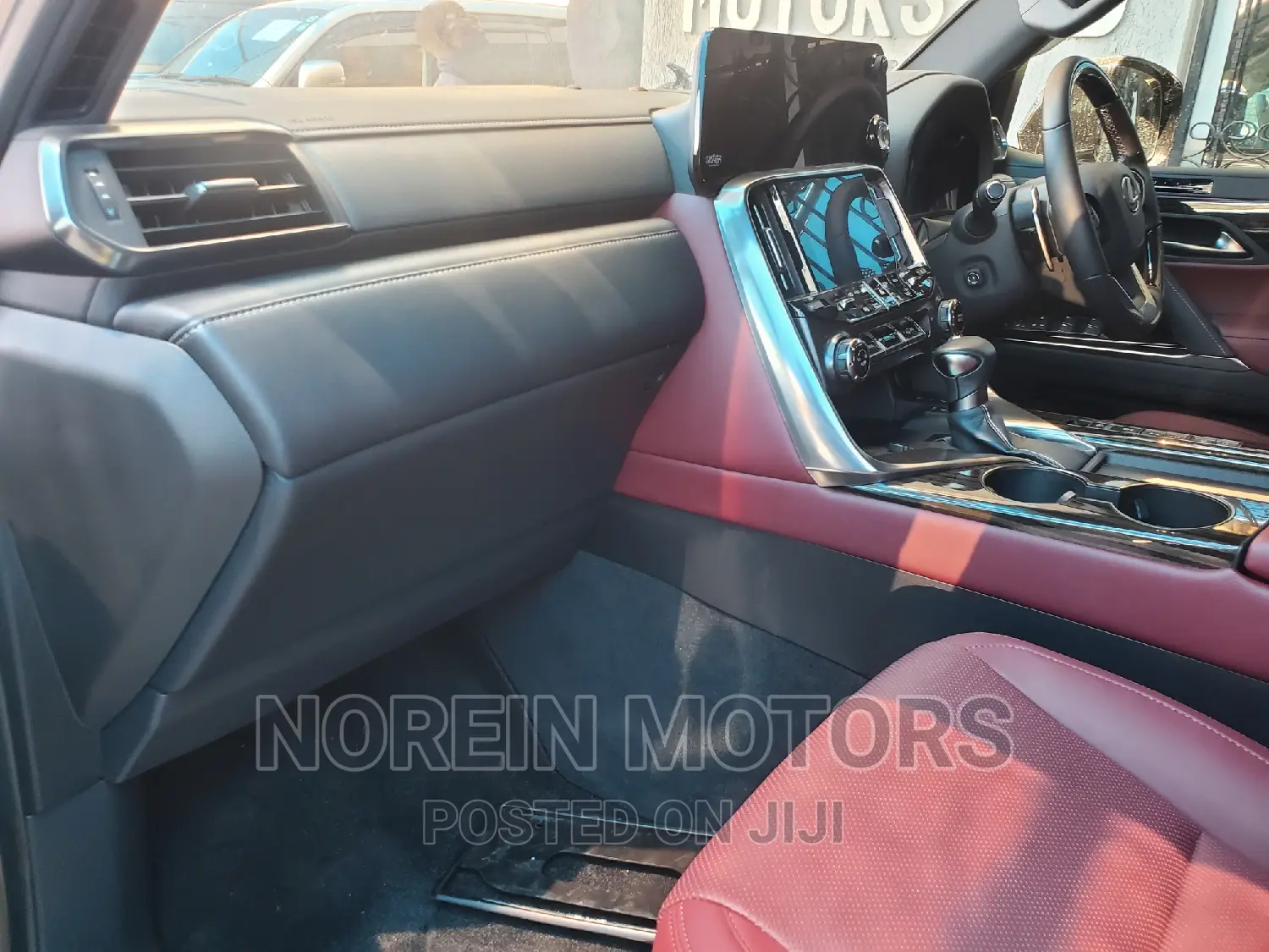 Lexus LX 2023 Gray